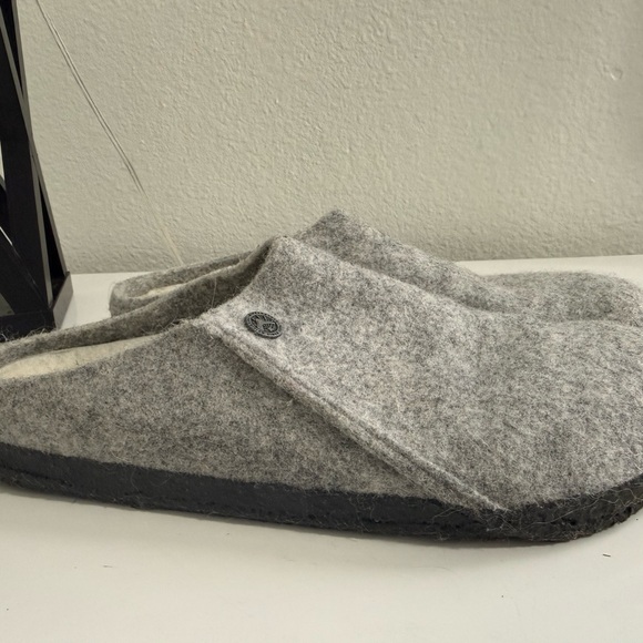 Birkenstock Gray Slip-On Sandals - Picture 4 of 7